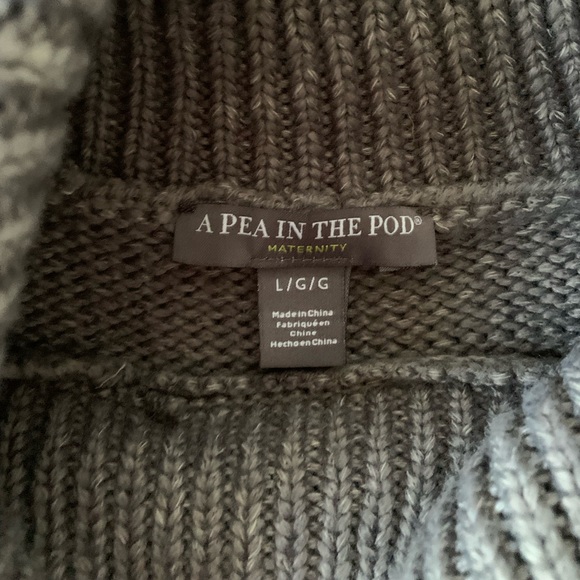 A Pea In The Pod Maternity Sweater - Picture 3 of 4